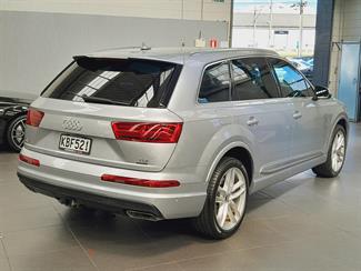 2016 Audi Q7 - Thumbnail