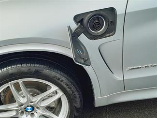 2016 BMW X5 - Thumbnail