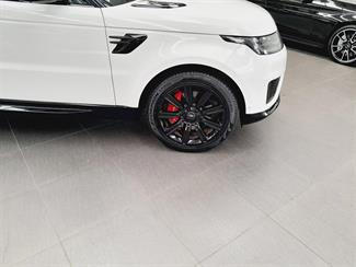 2020 Land Rover Range Rover Sport - Thumbnail