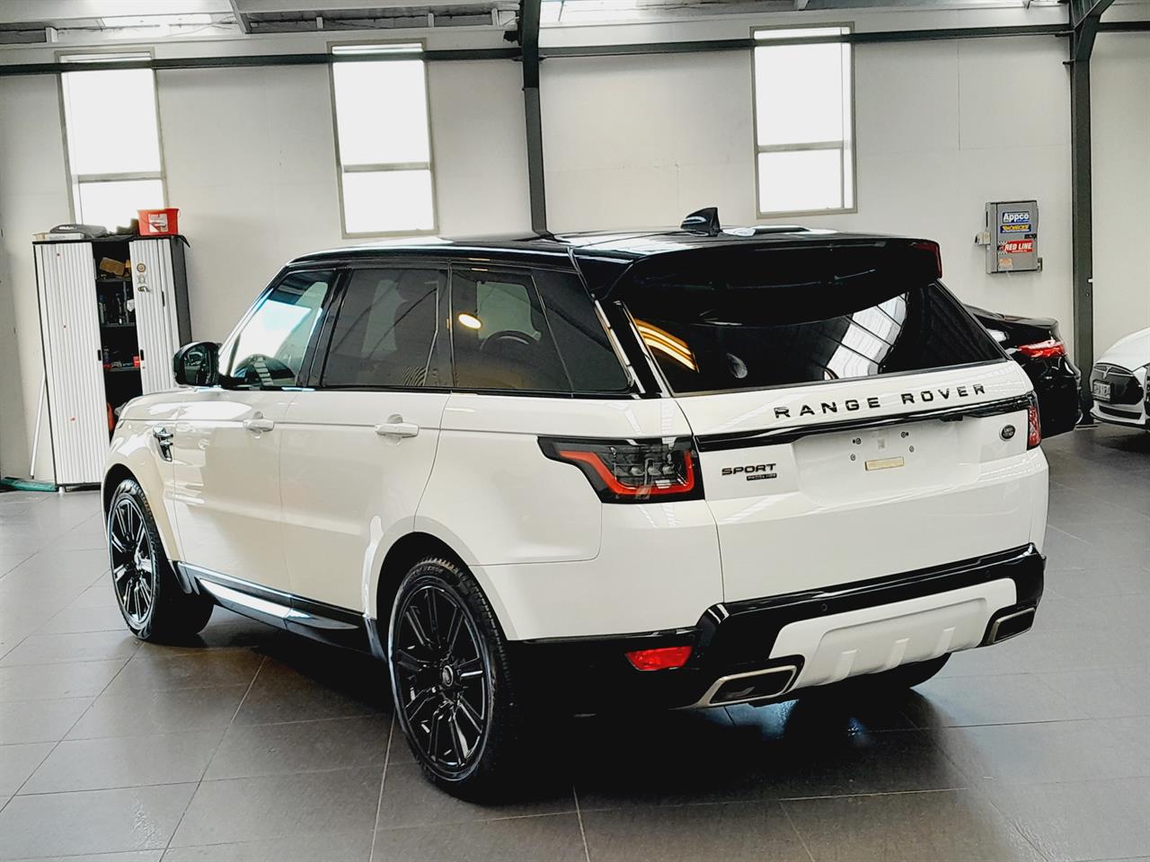 2020 Land Rover Range Rover Sport