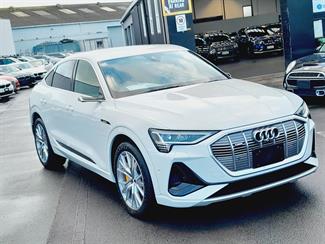 2021 Audi E-tron - Thumbnail