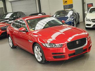 2015 Jaguar XE - Thumbnail