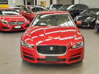 2015 Jaguar XE - Thumbnail