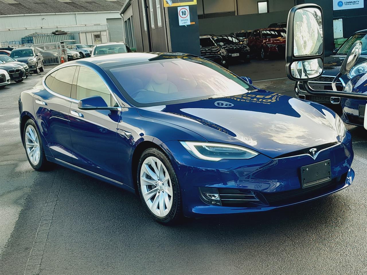 2017 Tesla Model S